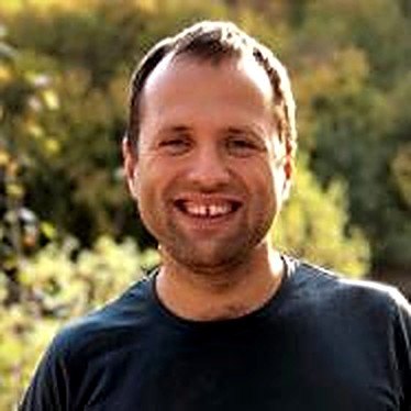 Дмитрий Маслов